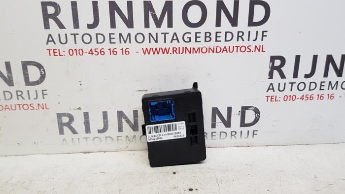Używane Modul climatronic Opel Corsa F (UB/UH/UP) 1.2 Turbo 12V 100 Cena € 96,80 Z VAT oferowane przez Autodemontage Rijnmond BV