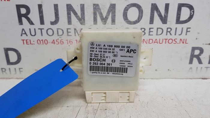 Usados Módulo PDC Mercedes B (W245) 2.0 B-180 CDI 16V Precio € 60,50 IVA incluido ofrecido por Autodemontage Rijnmond BV