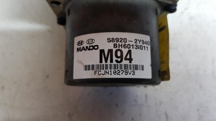 Używane Pompa ABS Hyundai iX35 (LM) 2.0 CRDi 16V 4x4 Cena € 151,25 Z VAT oferowane przez Autodemontage Rijnmond BV