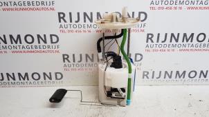 Used Diesel pump Hyundai iX35 (LM) 2.0 CRDi 16V 4x4 Price € 60,50 Inclusive VAT offered by Autodemontage Rijnmond BV
