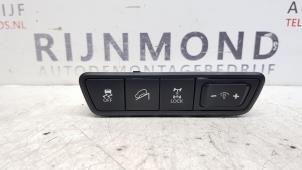 Usados Interruptor (varios) Hyundai iX35 (LM) 2.0 CRDi 16V 4x4 Precio de solicitud ofrecido por Autodemontage Rijnmond BV