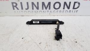 Used Antenna Amplifier Hyundai iX35 (LM) 2.0 CRDi 16V 4x4 Price on request offered by Autodemontage Rijnmond BV