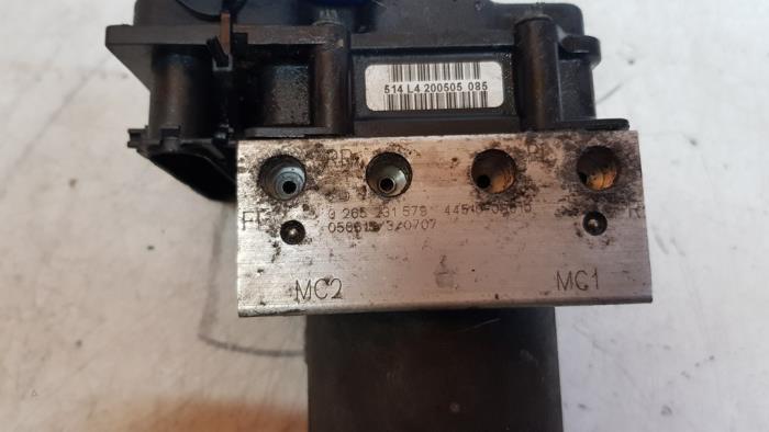 Begagnade ABS-pump Citroen C1 1.0 12V Pris € 10,00 Marginaltabell erbjuds av Autodemontage Rijnmond BV