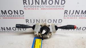 Usados Interruptor combinado columna de dirección Smart Forfour (454) 1.3 16V Precio € 50,00 Norma de margen ofrecido por Autodemontage Rijnmond BV