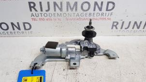 Used Rear wiper motor Opel Agila (B) 1.0 12V Price € 30,00 Margin scheme offered by Autodemontage Rijnmond BV