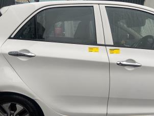 Gebrauchte Tür 4-türig rechts hinten Kia Picanto (TA) 1.0 12V Preis € 302,50 Mit Mehrwertsteuer angeboten von Autodemontage Rijnmond BV