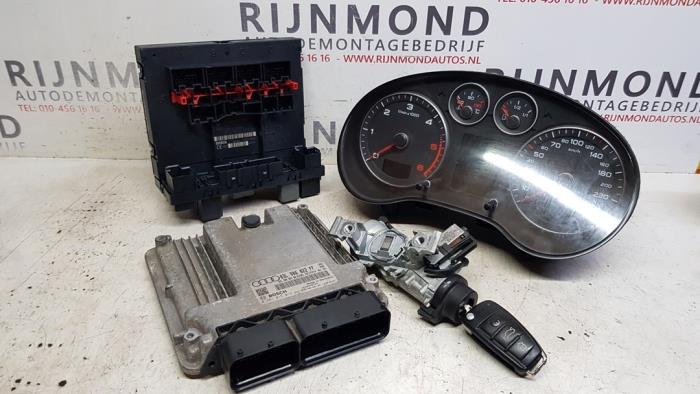 Used Ignition lock + computer Audi A3 Sportback (8PA) 2.0 TDI 16V Price on request offered by Autodemontage Rijnmond BV