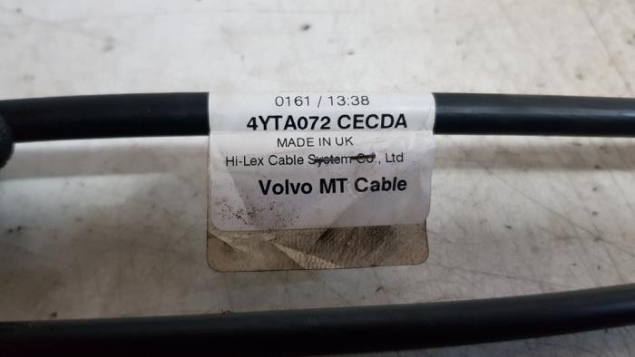Gearbox shift cable from a Volvo V40 (MV) 1.6 T3 GTDi 16V 2013