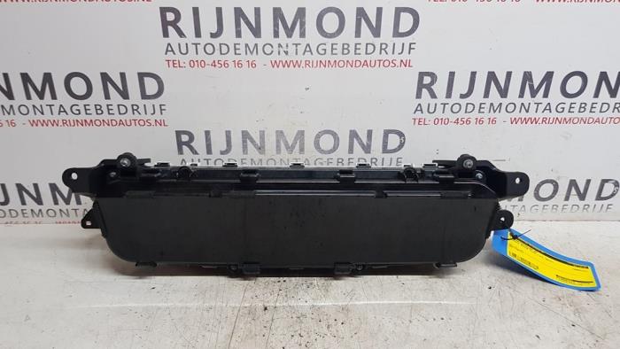 Używane Licznik kilometrów KM Toyota Prius Plus (ZVW4) 1.8 Hybrid 16V Cena € 300,00 Procedura marży oferowane przez Autodemontage Rijnmond BV