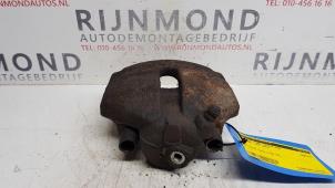 Used Front brake calliper, right Volkswagen Caddy Combi III (2KB,2KJ) 1.6 TDI 16V Price on request offered by Autodemontage Rijnmond BV