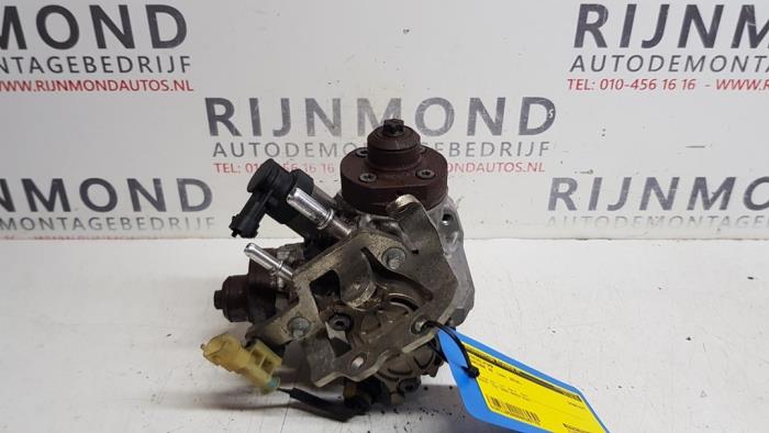 Begagnade Dieselpump Jaguar XF (CC9) 3.0 D V6 24V Pris € 242,00 Inklusive moms erbjuds av Autodemontage Rijnmond BV
