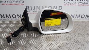 Used Wing mirror, right Skoda Octavia Combi (1Z5) 1.2 TSI Price € 60,00 Margin scheme offered by Autodemontage Rijnmond BV