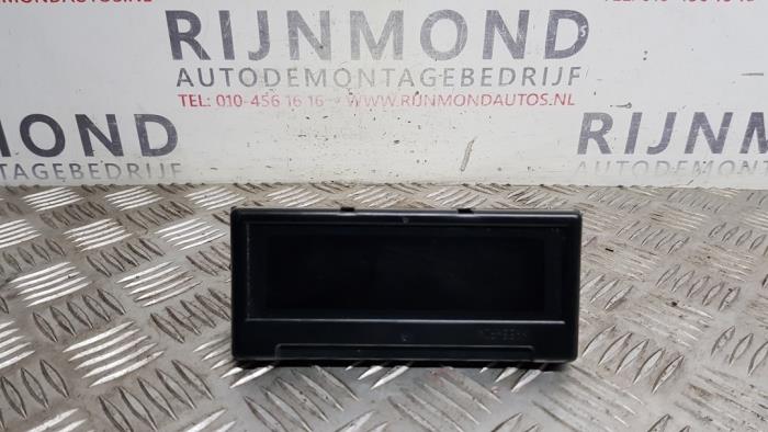Begagnade Innerdisplay Volvo C30 (EK/MK) 1.6 D 16V Pris på förfrågan erbjuds av Autodemontage Rijnmond BV