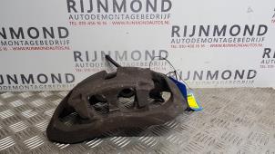 Used Front brake calliper, right Audi A8 (D3) 3.7 V8 40V Quattro Price on request offered by Autodemontage Rijnmond BV