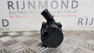 Usados Bomba de agua adicional Volkswagen Golf VII (AUA) 2.0 GTD 16V Precio de solicitud ofrecido por Autodemontage Rijnmond BV