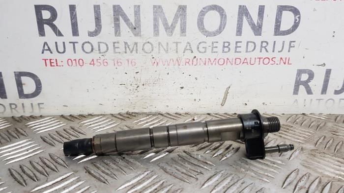 Usagé Injecteurs BMW 5 serie Touring (F11) 525d xDrive 16V Prix € 75,00 Règlement à la marge proposé par Autodemontage Rijnmond BV