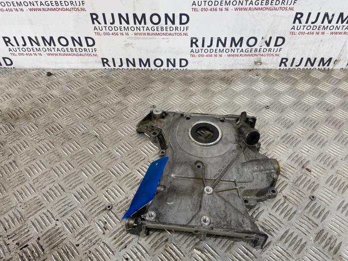Usagé Couvercle de distribution Mercedes A (W176) 2.0 A-45 AMG Turbo 16V 4-Matic Prix € 151,25 Prix TTC proposé par Autodemontage Rijnmond BV