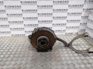 Used Front wheel hub Mercedes E (W213) E-220d 2.0 Turbo 16V Price € 302,50 Inclusive VAT offered by Autodemontage Rijnmond BV