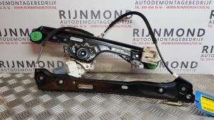 Used Window mechanism 4-door, front right BMW 1 serie (E87/87N) 116i 1.6 16V Price on request offered by Autodemontage Rijnmond BV