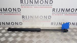 Used Set of tailgate gas struts Volkswagen Polo V (6R) 1.2 12V Price € 12,10 Inclusive VAT offered by Autodemontage Rijnmond BV
