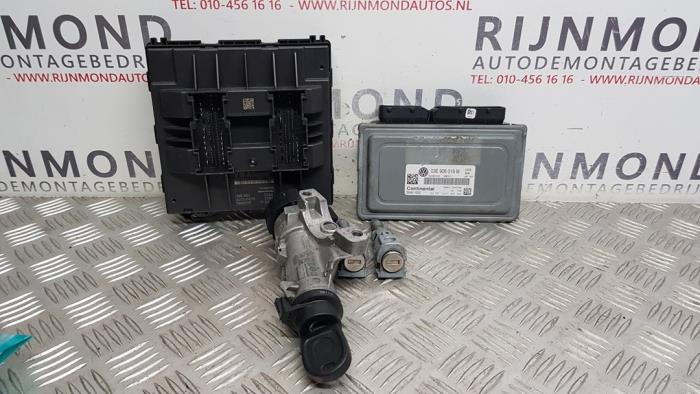 Used Ignition lock + computer Volkswagen Polo V (6R) 1.2 12V Price on request offered by Autodemontage Rijnmond BV