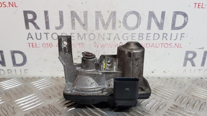Gebrauchte Auspuff Drosselventil Volkswagen Polo V (6R) 1.4 TDI 12V 90 Preis auf Anfrage angeboten von Autodemontage Rijnmond BV