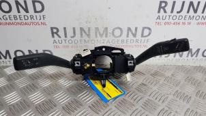 Used Steering column stalk Volkswagen Caddy III (2KA,2KH,2CA,2CH) 1.6 TDI 16V Price on request offered by Autodemontage Rijnmond BV