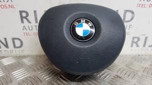 Usagé Airbag gauche (volant) BMW 3 serie (E90) 318i 16V Prix € 121,00 Prix TTC proposé par Autodemontage Rijnmond BV