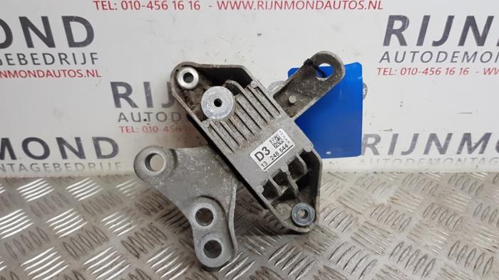 Used Engine mount Opel Astra J (PC6/PD6/PE6/PF6) 2.0 CDTI 16V 160 Ecotec Price € 48,40 Inclusive VAT offered by Autodemontage Rijnmond BV