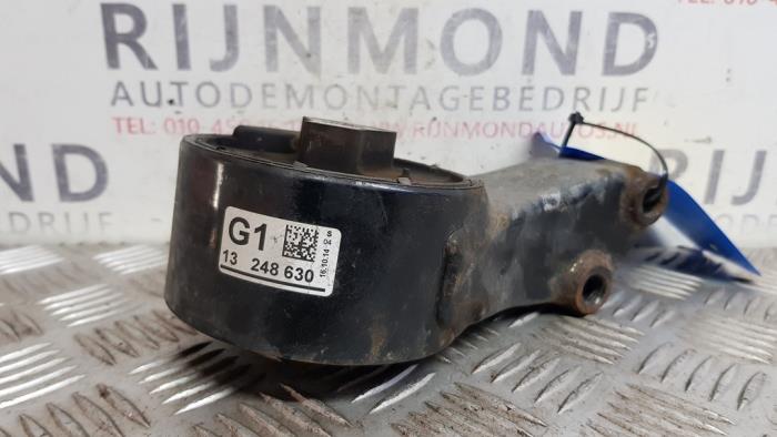 Used Engine mount Opel Astra J (PC6/PD6/PE6/PF6) 2.0 CDTI 16V 160 Ecotec Price € 24,20 Inclusive VAT offered by Autodemontage Rijnmond BV