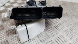 Ignition lock + computer from a BMW 1 serie (F20) 116d 1.5 12V TwinPower 2016