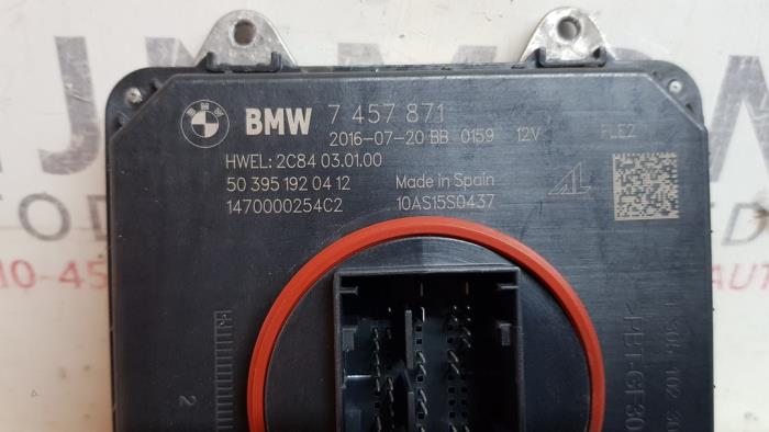 Computer lighting module from a BMW 1 serie (F20) 116d 1.5 12V TwinPower 2016