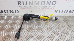 Used Front seatbelt buckle, right Fiat 500 (312) 1.2 69 Price on request offered by Autodemontage Rijnmond BV