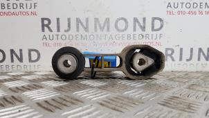 Motorlager van een Fiat 500 (312) 1.2 2009