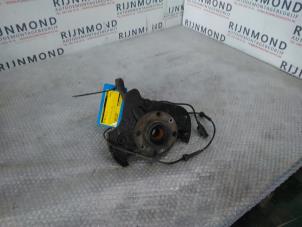 Used Front wheel hub Fiat 500 (312) 1.2 69 Price on request offered by Autodemontage Rijnmond BV