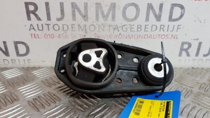 Used Engine mount Ford Fiesta 7 1.0 EcoBoost 12V Price € 30,25 Inclusive VAT offered by Autodemontage Rijnmond BV