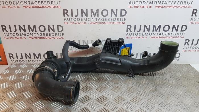 Gebrauchte Intercooler Rohr Ford Fiesta 7 1.0 EcoBoost 12V Preis € 78,65 Mit Mehrwertsteuer angeboten von Autodemontage Rijnmond BV