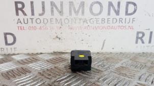 Used Light switch Volkswagen Polo VI (AW1) 1.0 MPi 12V Price € 18,15 Inclusive VAT offered by Autodemontage Rijnmond BV