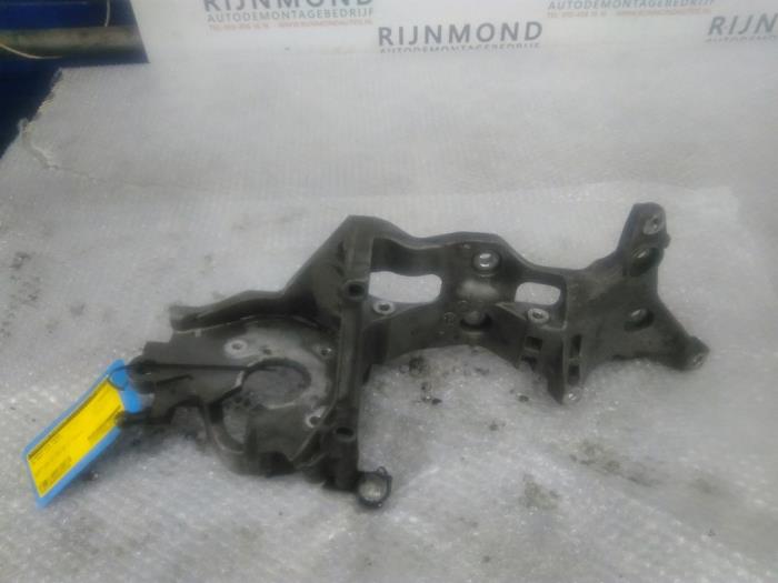 Usagé Support dynamo bas Volkswagen Golf VII Variant (AUVV) 1.6 TDI BMT 16V Prix sur demande proposé par Autodemontage Rijnmond BV