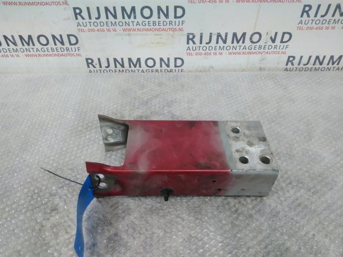 Usagé Support (divers) Jaguar XE 2.0d 180 16V AWD Prix sur demande proposé par Autodemontage Rijnmond BV
