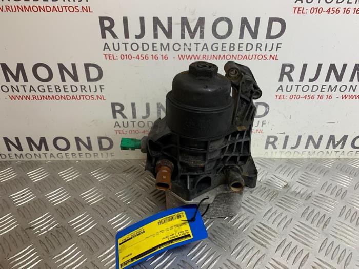 Gebrauchte Ölfiltergehäuse Volkswagen Golf VII Variant (AUVV) 2.0 TDI 150 16V Preis auf Anfrage angeboten von Autodemontage Rijnmond BV