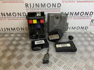 Used Ignition lock + computer Renault Vel Satis (BJ) 3.5 V6 24V Autom. Price on request offered by Autodemontage Rijnmond BV