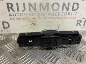 Used Switch (miscellaneous) BMW 2 serie Gran Tourer (F46) 218i 1.5 TwinPower Turbo 12V Price € 48,40 Inclusive VAT offered by Autodemontage Rijnmond BV