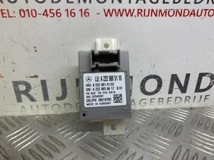 Used Computer lighting module Mercedes E (W213) E-220d 2.0 Turbo 16V Price € 78,65 Inclusive VAT offered by Autodemontage Rijnmond BV