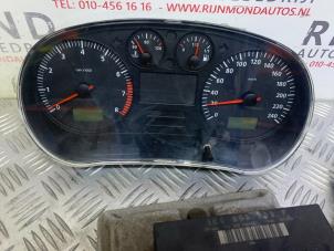 Ignition lock + computer from a Seat Toledo (1M2) 1.6 16V 2004