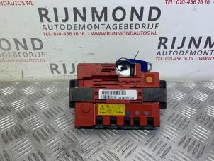 Usagé Boîte à fusibles BMW 3 serie (E90) 318i 16V Prix € 36,30 Prix TTC proposé par Autodemontage Rijnmond BV