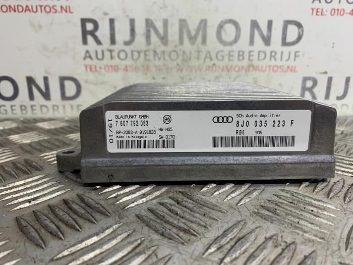 Amplificateur radio d'un Audi TT (8J3) 2.0 TFSI 16V Quattro 2010