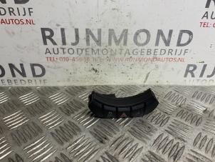 Usados Interruptor de luz de pánico Audi TT (8J3) 2.0 TFSI 16V Quattro Precio de solicitud ofrecido por Autodemontage Rijnmond BV