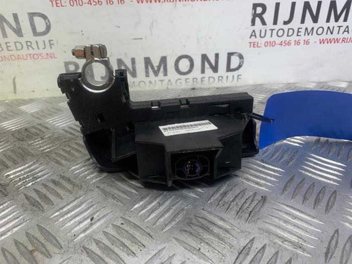 Używane Biegun akumulator Audi TT (8J3) 2.0 TFSI 16V Quattro Cena € 18,14 Z VAT oferowane przez Autodemontage Rijnmond BV