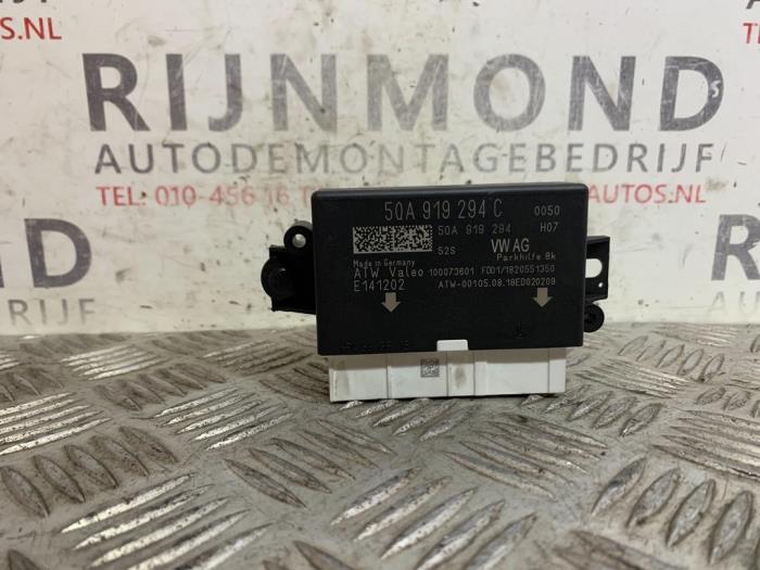 Gebrauchte PDC Modul Volkswagen Polo VI (AW1) 1.0 TSI 12V BlueMotion Preis € 60,50 Mit Mehrwertsteuer angeboten von Autodemontage Rijnmond BV